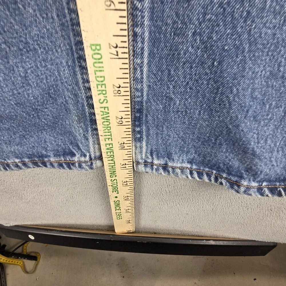 Vintage Levis 501 Jeans Mens Blue Straight Button Fly Made In USA Fits 29x31